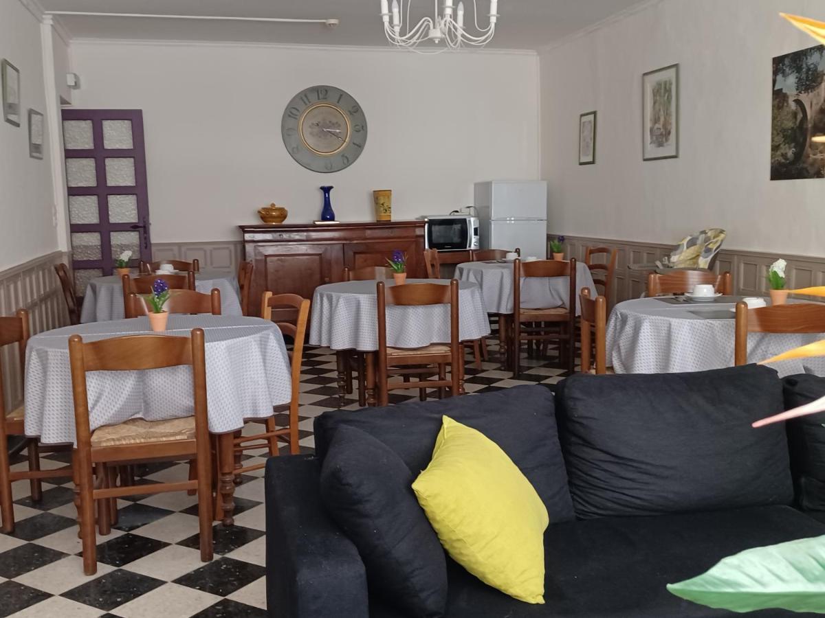 르 비강 Les Glycines B&B 외부 사진