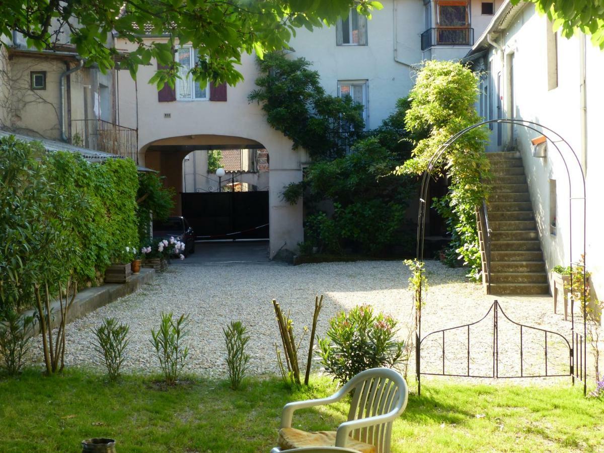 르 비강 Les Glycines B&B 외부 사진